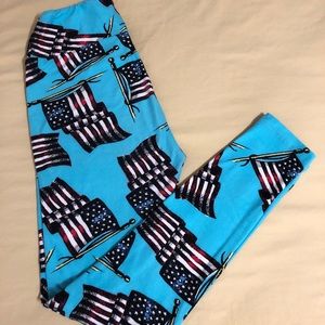 LulaRoe leggings OS Flags Red White & Blue Gym Run One Size Yoga Pants American